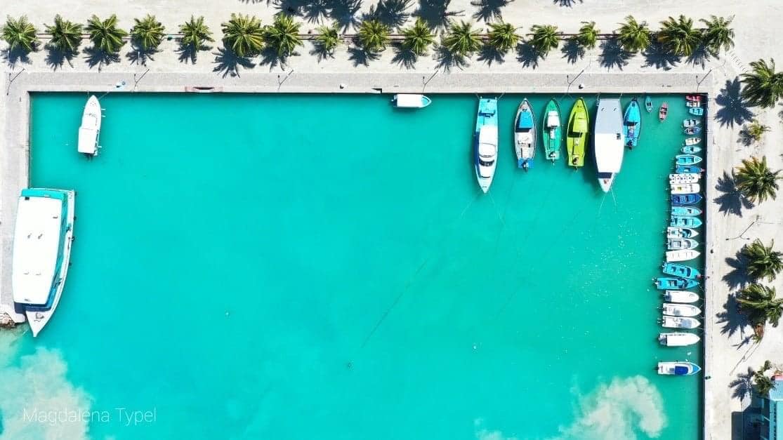 Harbour in F. Nilandhoo
